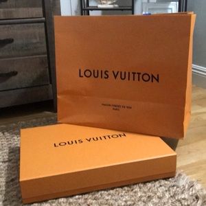 Louis Vuitton bag, 2 boxes, ribbon and dust cover